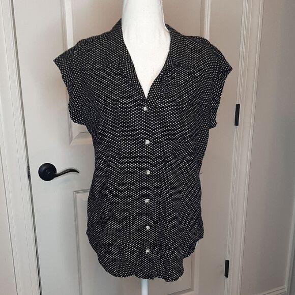 Jachs New York Girlfriend Navy Polk A Dot Button Down Shirt - Picture 1 of 10